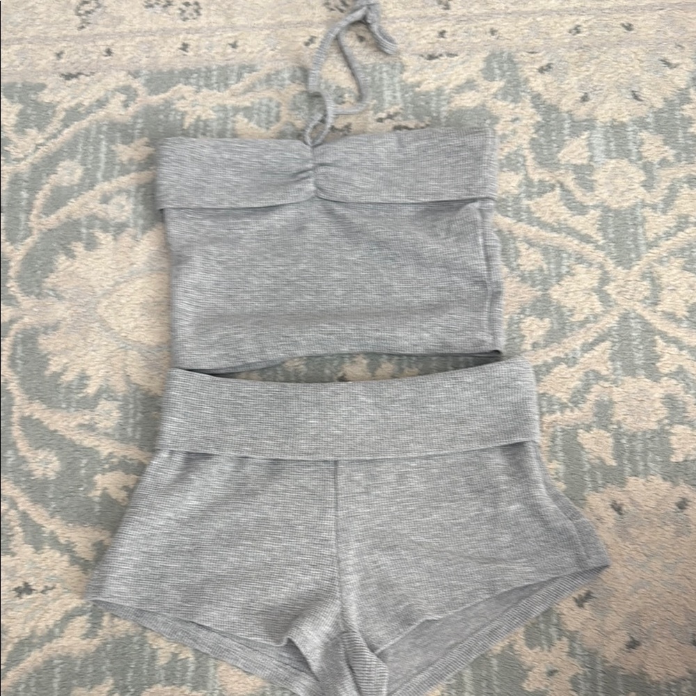 Edikted Gray Strapless Top - Picture 2 of 5